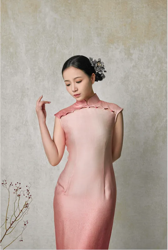 Chong Er Gradient Sunset Pink Beaded Hollow-out Satin Long Cheongsam Gown