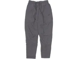 Nike Sportswear Tech Essentials Woven Pants