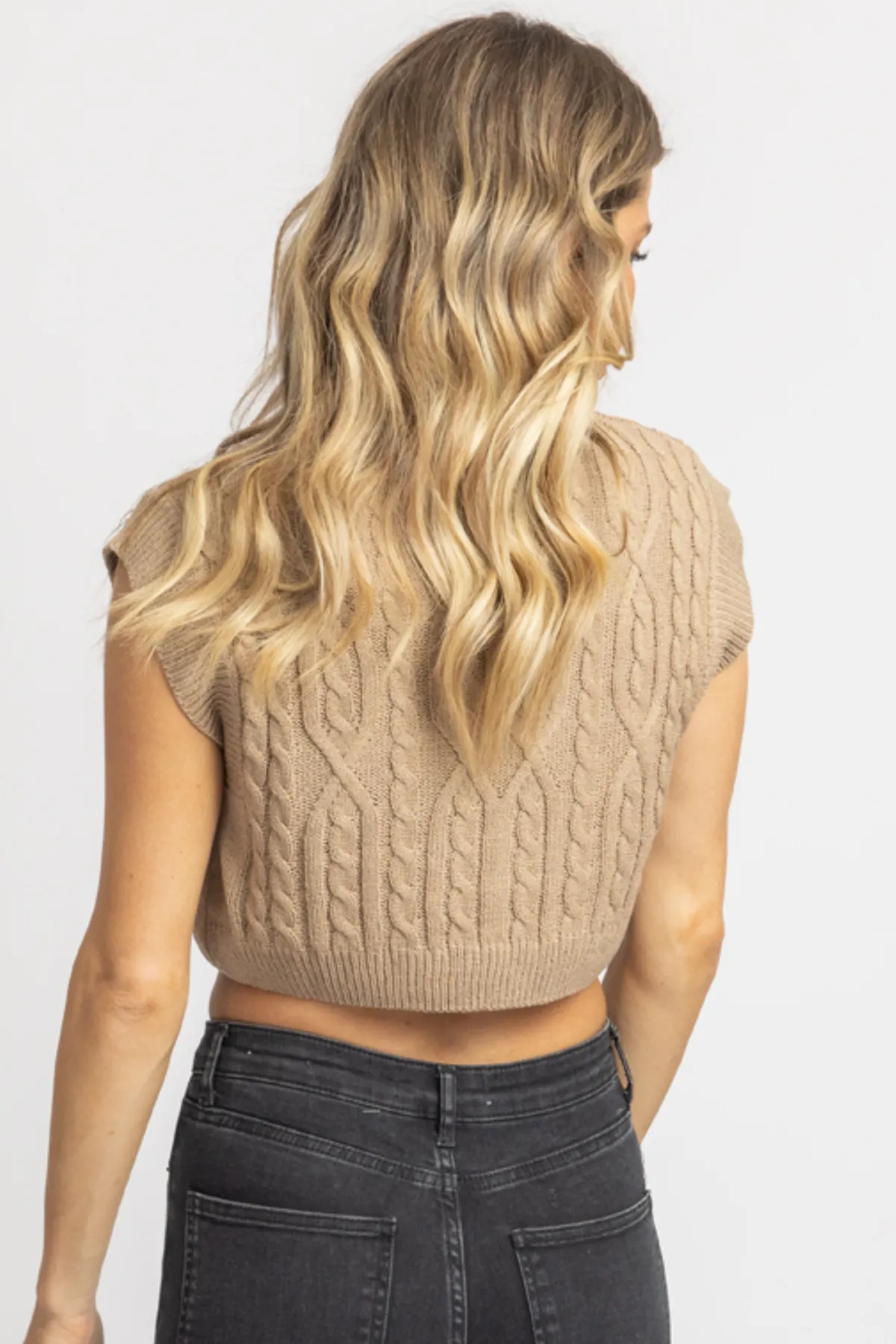 TAUPE CABLEKNIT NORA CROP TANK