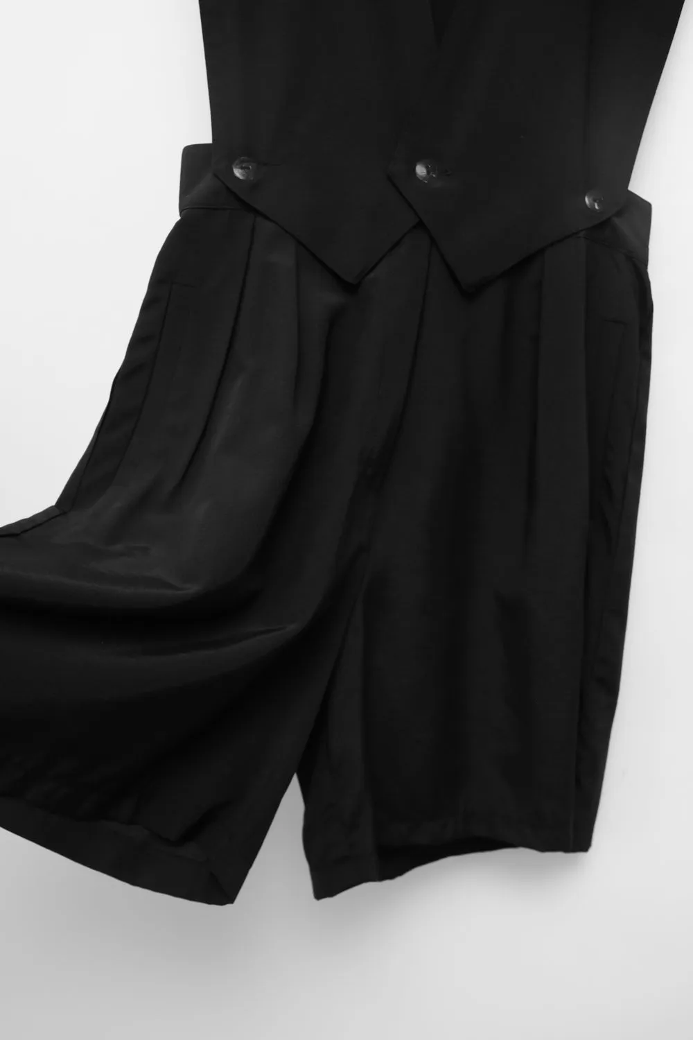 VEST BLACK VINTAGE JUMPSUIT