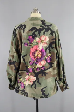 Vintage US Army Embroidered Camouflage Jacket / Purple Peach Floral Embroidery / XL XXL Plus